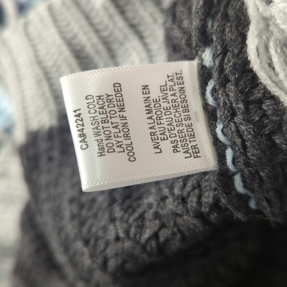 On The Road Distressed Blue Color Block Sweater w Fringe NWT Size M/L - Picture 12 of 15